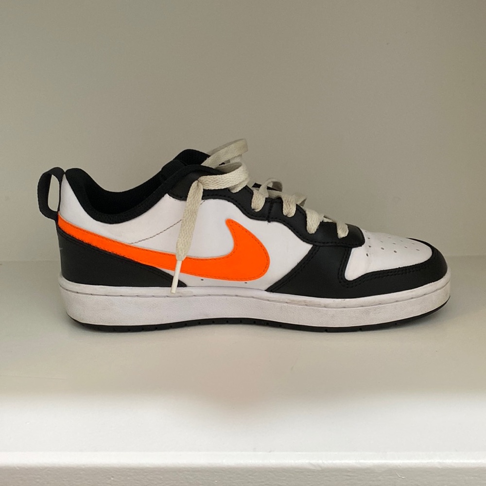 Nike lows